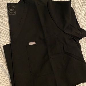 Figs, never worn, XXL scrubs top